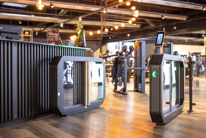 Fully automated access 