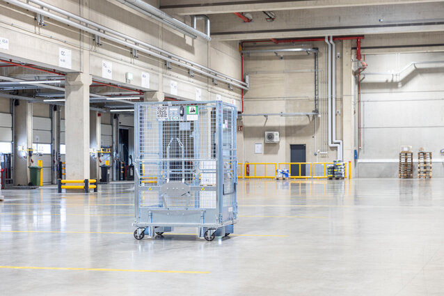 Optimalisatie van het logistieke proces met rolcontainers voor pakketten van Wanzl