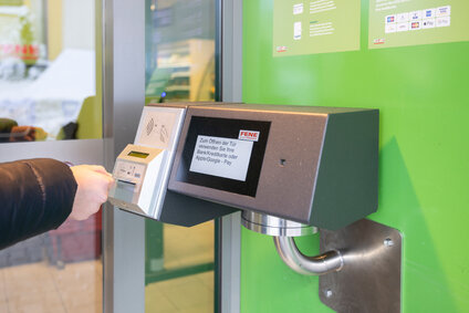 Концепція Wanzl для забезпечення місцевого населення без залучання персоналу