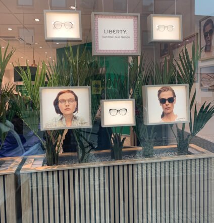 Butiksinventar til de nordiske Specsavers-butikker 