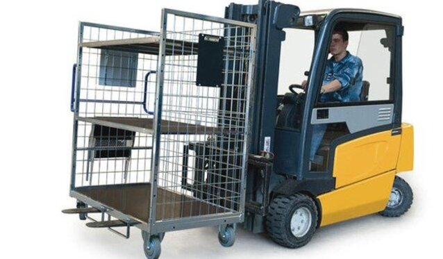 Přeprava s vysokozdvižným vozíkem